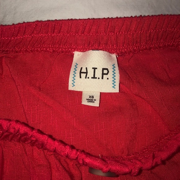 H.I.P.: XS crop top - Picture 3 of 3